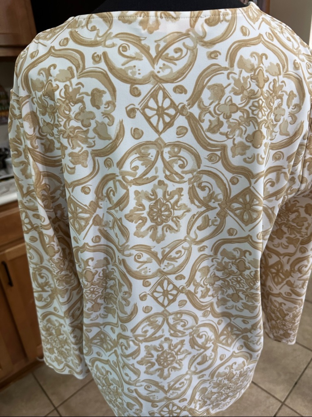 Jude Connally White and Tan V-Neck Ornamental Print Tunic - Picture 4 of 4